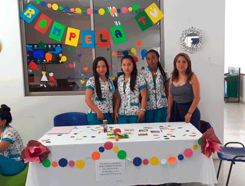 Primera-feria-de-servicios-en-El-Bordo.gif
