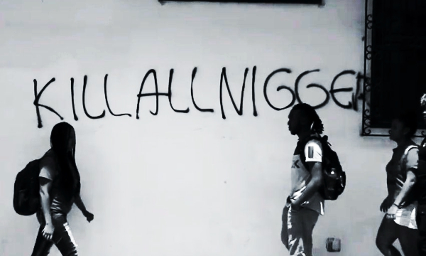 ¡De-aquí-no-nos-vamos-2