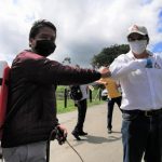 Entregan kits de bioseguridad en zonas rurales