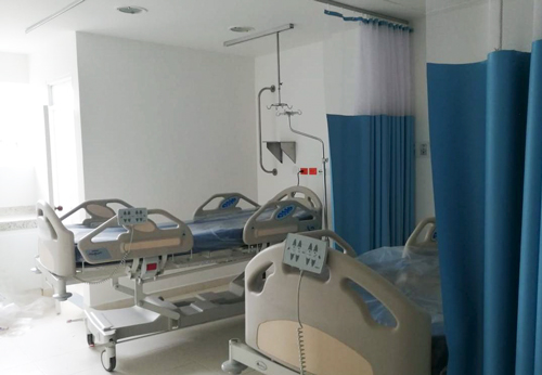 Hospital-San-José-adquiere-camas-y-respiradores-para-combatir-el-coronavirus.jpg