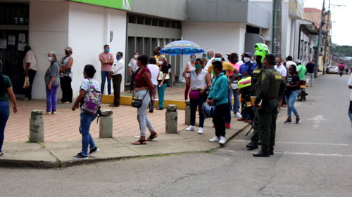Quilichagueños toman el coronavirus como un juego (1) Quilichagueños toman el coronavirus como un juego (1)