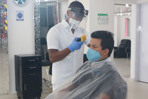 Se-dio-reactivación-laboral-al-sector-de-la-belleza