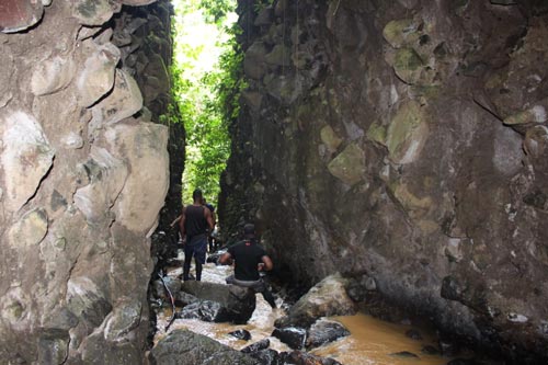 Se-pone-de-moda-la-Cueva-del-Indio-4.jpg