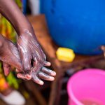 818 millones de niños no tienen cómo lavarse las manos en sus escuelas