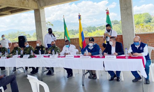 Autoridades-realizan-consejo-de-seguridad-en-Buenos-Aires-2.jpg