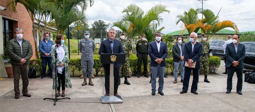 Los-inservibles-consejos-de-seguridad-1.jpg