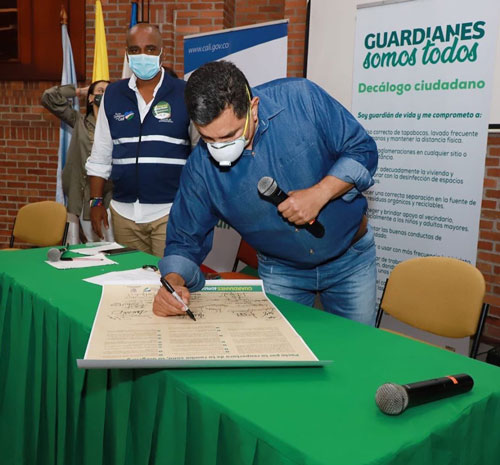 Manana-se-reactivara-el-sector-nocturno-con-un-Agua-E-Lulo-1.jpg