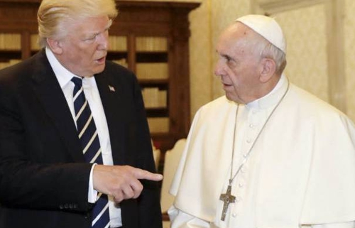 Del-Fratelli-Tutti-a-Trump.jpg