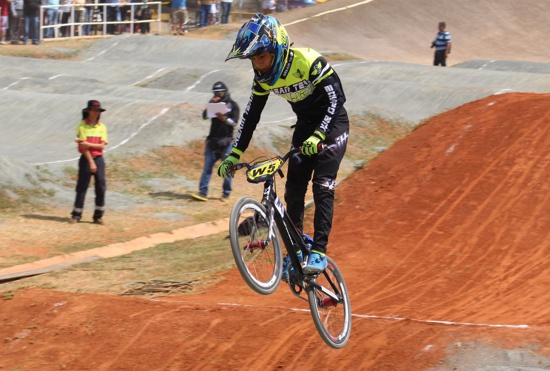 Caucano-gano-carrera-Grands-BMX-202O-en-Oklahoma-Estados-Unidos.jpg