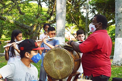 Efrén Balanta Mezú, maestro de maestros Efrén Balanta Mezú, maestro de maestros