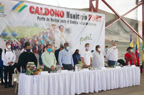 A-un-Pacto-por-la-Vida-convoco-el-gobernador-en-Caldono-1.jpg