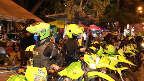 Continua-el-pico-y-cedula-toque-de-queda-y-ley-seca-en-Cali.jpg
