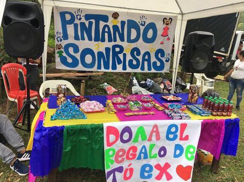 Dona un regalo 3 Dona un regalo 3