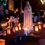 Una noche de velitas en medio de Covid-19