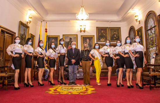 Con-un-despliegue-de-belleza-se-dio-apertura-al-Carnaval-de-Pubenza-2021-Imposicion-de-bandas-a-las-reinas