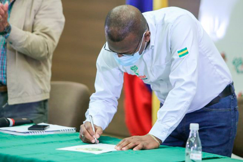 Polemica-por-Pacto-por-defensa-de-la-Vida-la-Paz-y-el-Territorio.jpg