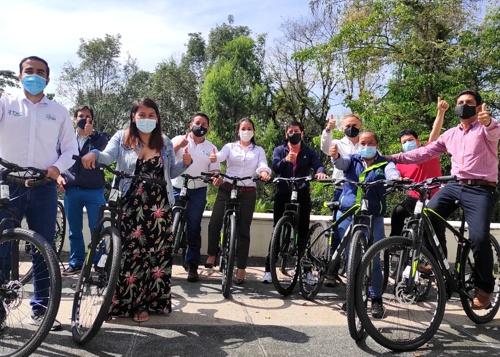 CRC-inicia-entrega-de-bicicletas-a-sus-trabajadores4.jpg