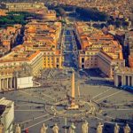 Rebajan sueldos en Vaticano por COVID-19