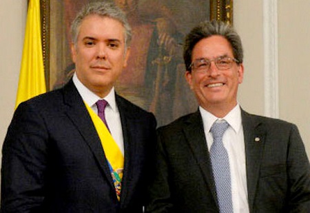 Democracias-de-fachada-Gobierno-Duque-Carrasquilla.jpg