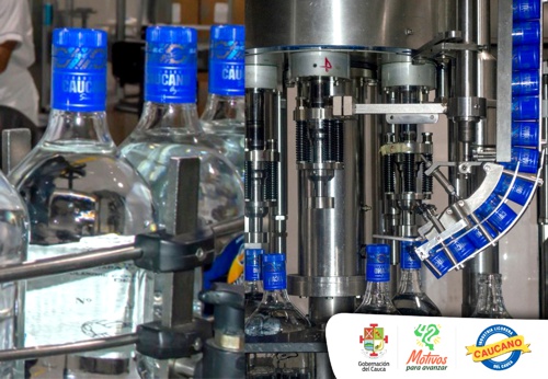 Nueva-linea-de-envasado-para-el-Aguardiente-Caucano-1.jpg