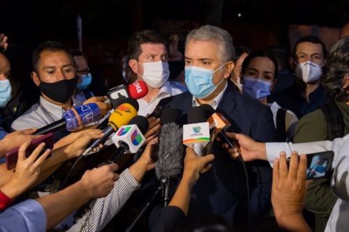 Espacios-de-escucha-y-dialogo-entre-jovenes-y-el-Gobierno-1.jpg