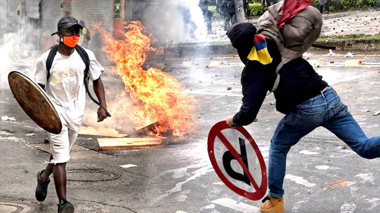 La-generacion-sin-nada-que-perder-Les-quitaron-hasta-el-miedo2