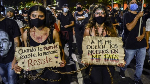 NOS ESTAN MATANDO EN VIVO