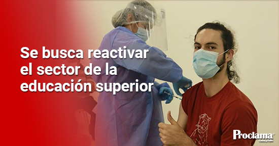 Docentes-universitarios-se-vacunan-en-defensa-de-la-vida5-2.jpg