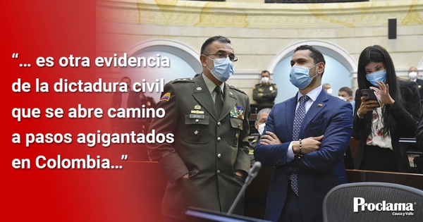 El-Senado-premia-al-general-de-la-brutal-represion-1.jpg