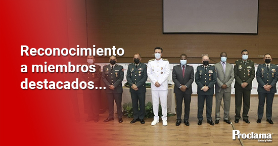 Gobernador-condecoro-a-18-miembros-de-la-Fuerza-Publica2-1.jpg