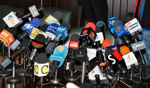 MERCENARISMO-Y-ABYECCION-EN-EL-PERIODISMO.jpg