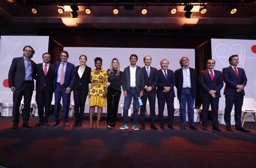 DICCIONARIO-POLITICO-DE-LA-PUGNA-POR-LA-PRESIDENCIA-EN-COLOMBIA.jpg