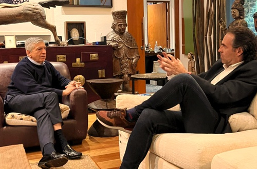 CESAR-GAVIRIA-NO-ME-REPRESENTA.jpg