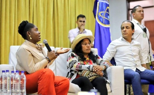 Francia-Marquez-en-la-Ciudad-Blanca-2.jpg