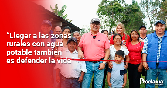 llegar-a-las-zonas-rurales-con-agua-potable-tambien-es-defender-la-vida.jpg