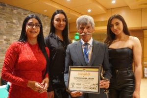Director-de-Proclama-recibe-nuevo-galardon-por-su-trabajo-periodistico-3-300x200-2.jpg