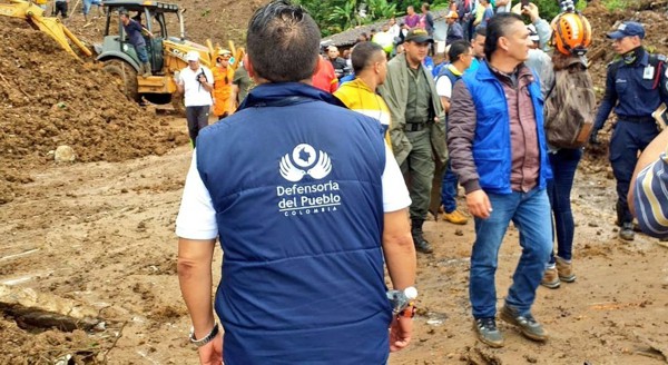 Defensor-del-pueblo-denuncio-riesgos-para-poblacion-migrante-en-zona-del-derrumbe-2.jpg