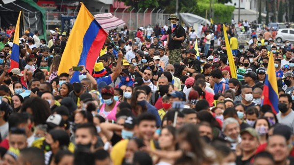 Un-cuento-de-hadas-en-el-siglo-XXI.jpg