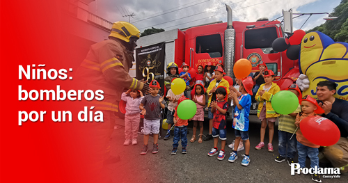 Los-ninos-celebran-su-dia-siendo-bomberos-por-un-dia.jpg