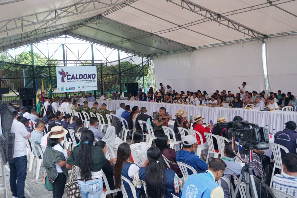 Nuestras-familias-se-estan-quedando-sin-ninos-6-1024x683.jpg