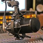 Haciendo zapping en la radio
