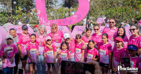 La-Mareíta-Rosa-2023-ratifica-la-unión-por-la-salud-y-la-vida La-Mareíta-Rosa-2023-ratifica-la-unión-por-la-salud-y-la-vida