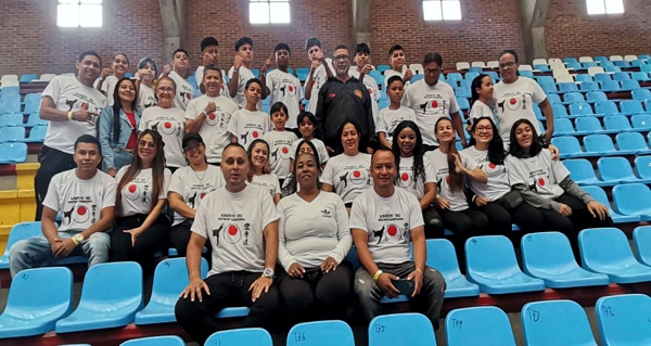 Deportistas de Karate dejaron en alto el nombre de Santander de Quilichao