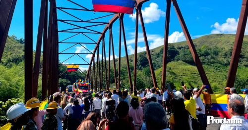Habilitacion-del-puente-El-Alambrado-conectado-Valle-y-Quindio.png