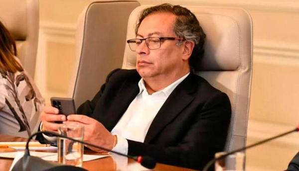 Los-7-pecadoX-del-senor-Presidente-600.jpg