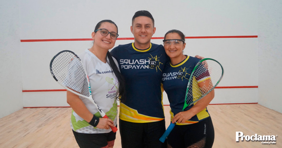 Comfacauca-celebra-récord-de-jugadores-en-torneo-de-Squash