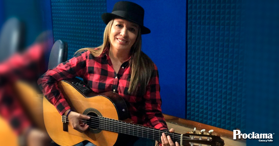 A-punta-de-guitarra-perdonó-a-los-asesinos-de-su-progenitora A-punta-de-guitarra-perdonó-a-los-asesinos-de-su-progenitora