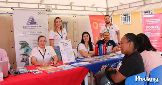 Feria-de-Servicios-Comfacauca-llega-a-Piendamo-en-el-barrio-Oasis-1.jpg