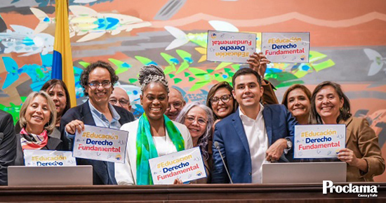 El-derecho-a-la-educacion-fundamental-pasa-la-prueba-en-la-Camara-de-Representantes-1.jpg
