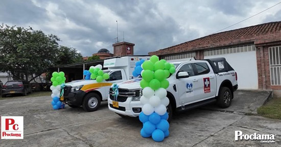 Ambulancia-y-vehiculo-fortalecen-salud-en-Corinto2-1.jpg